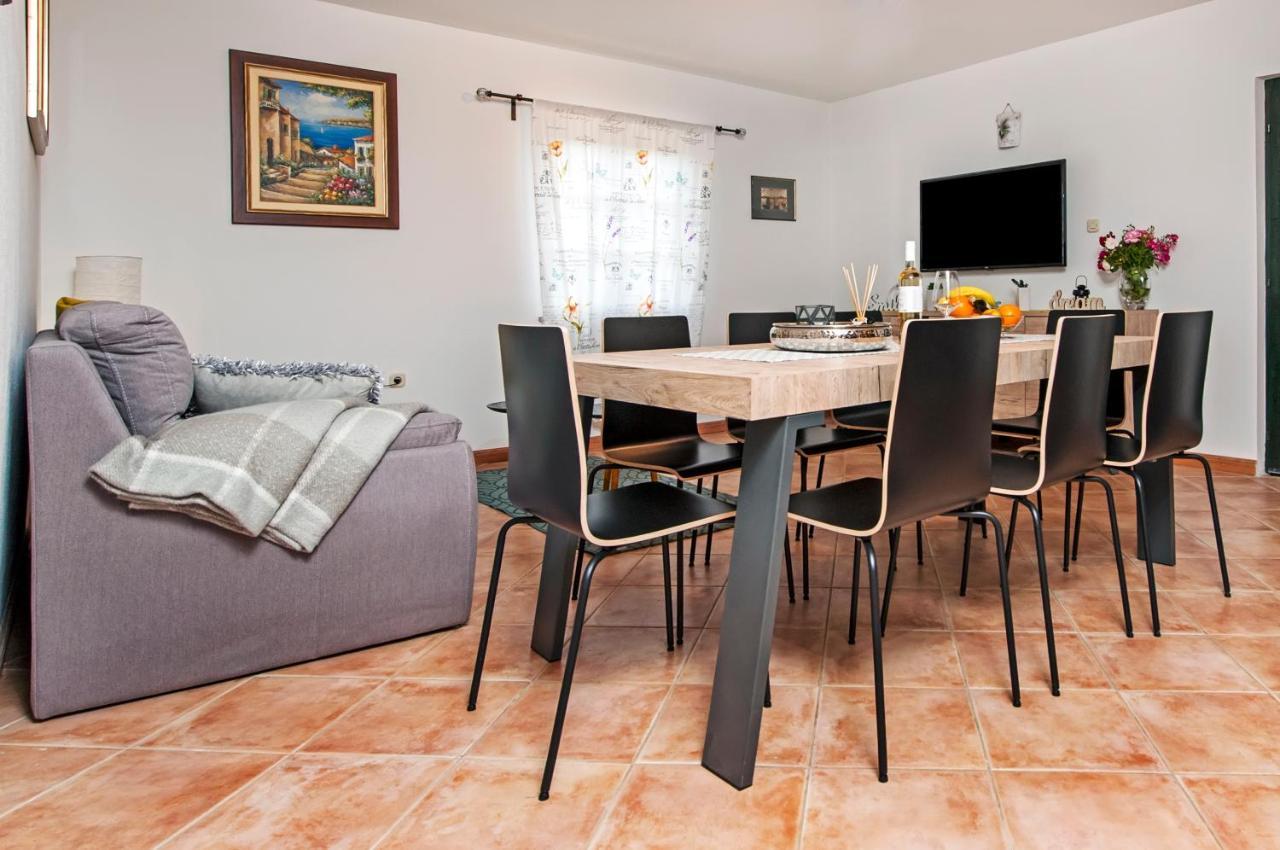 Casa Valeluna 罗维尼 外观 照片